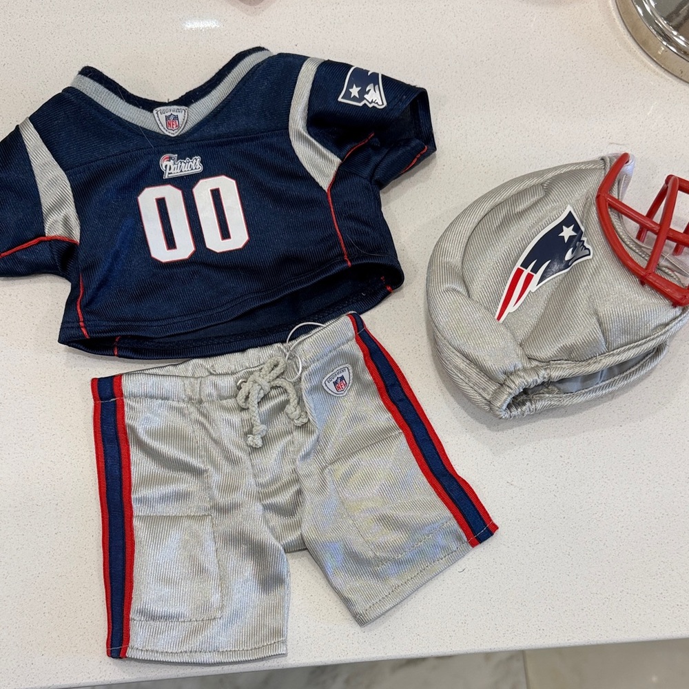 Build-A-Bear Patriots Football Outfit
